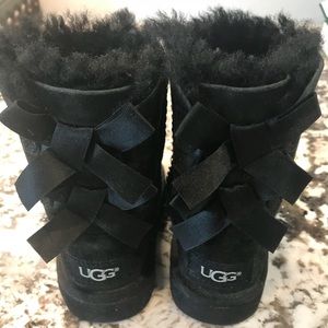 Girls toddler UGG Bailey bow Boots